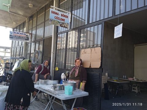 YÖRESEL LEZZETİN ADRESİ HATİCE SIKMA BÖREK VE GÖZLEME EVİ